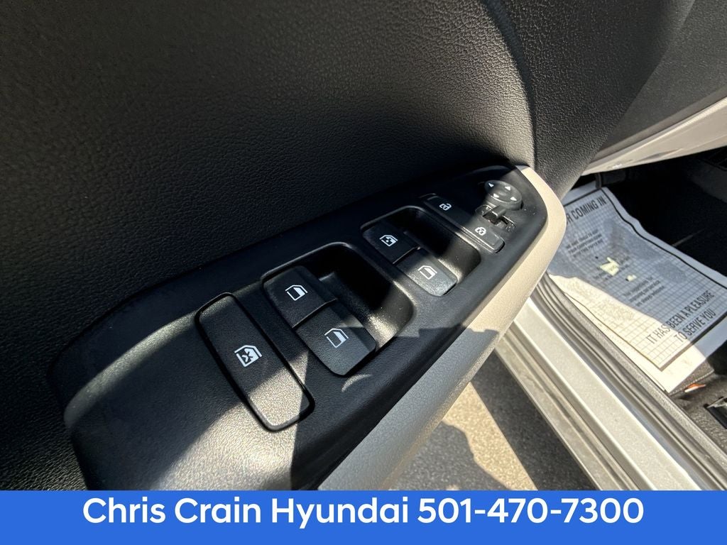 2024 Hyundai Venue SEL - Photo 19