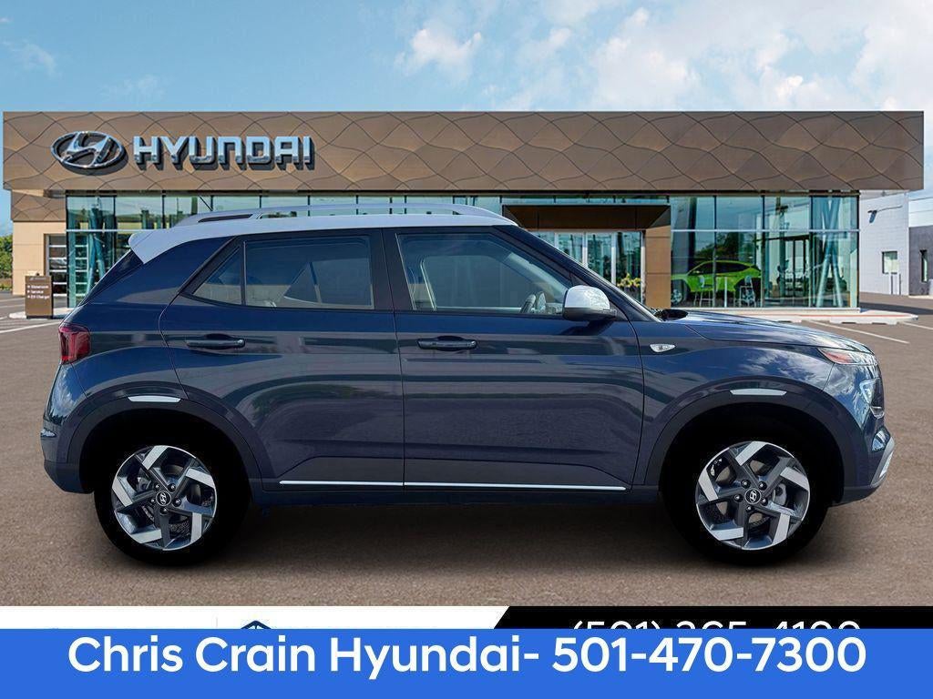 2026 Hyundai VENUE SEL W/Two-Tone Roof
