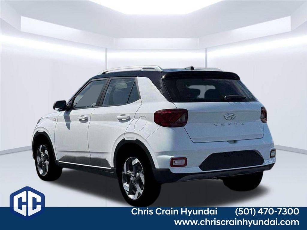 2026 Hyundai VENUE SEL W/Two-Tone Roof