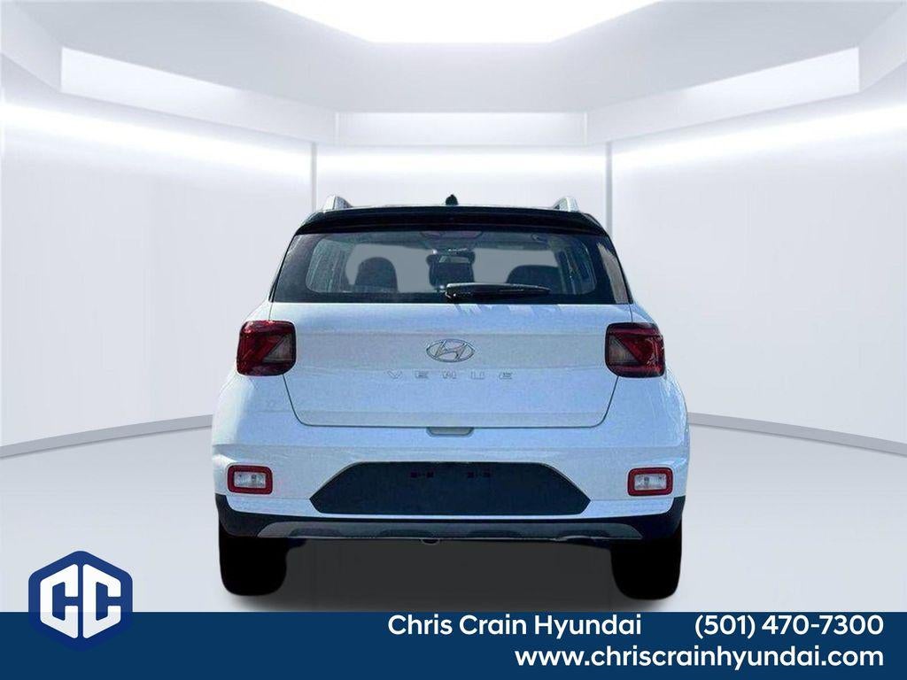 2026 Hyundai VENUE SEL W/Two-Tone Roof