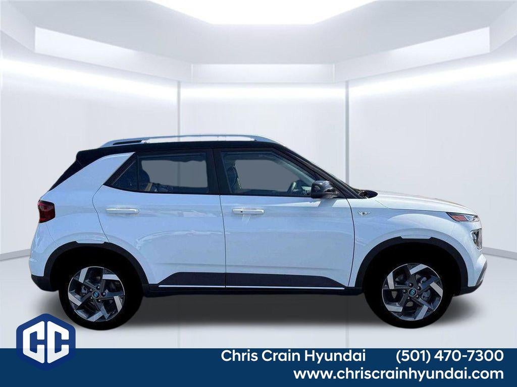 2026 Hyundai VENUE SEL W/Two-Tone Roof