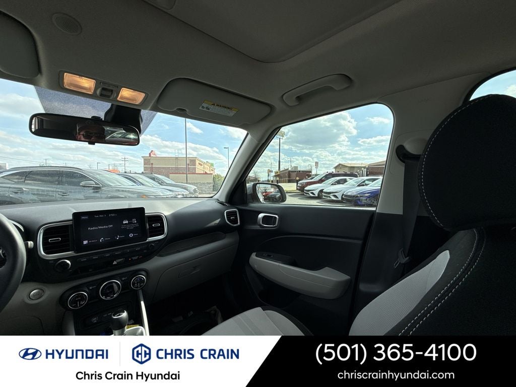 2025 Hyundai VENUE SEL