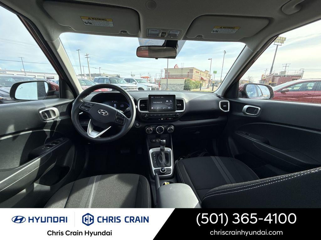 2025 Hyundai VENUE SEL