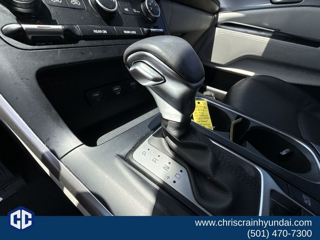 2023 Kia Carnival LX Seat Package