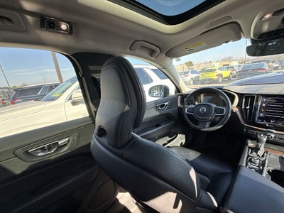 2021 Volvo XC60 T5 Momentum