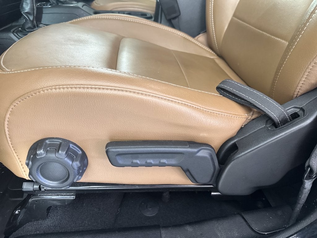 2023 Jeep Wrangler 4-Door Sahara 4x4