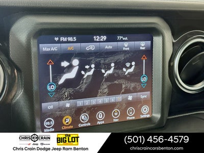 2023 Jeep Wrangler 4-Door Sahara Altitude 4x4