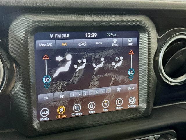2023 Jeep Wrangler 4-Door Sahara Altitude 4x4