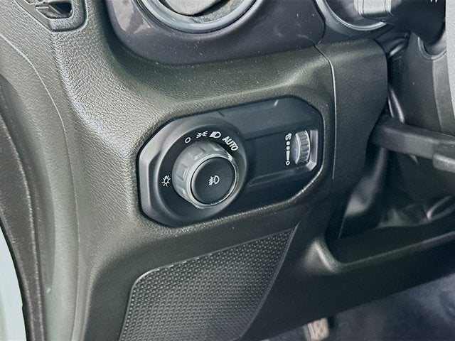 2023 Jeep Wrangler 4-Door Sahara Altitude 4x4