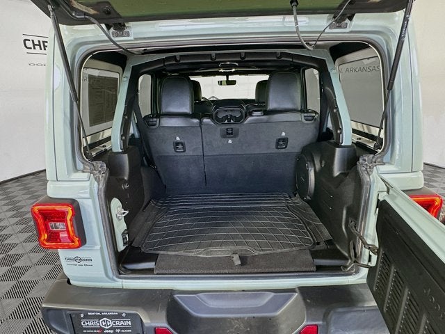 2023 Jeep Wrangler 4-Door Sahara Altitude 4x4