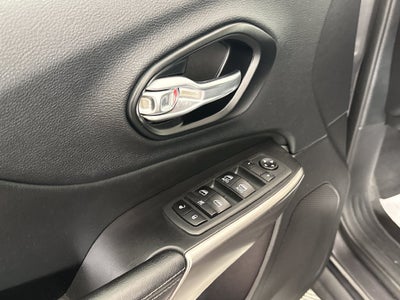 2020 Jeep Cherokee Latitude Plus FWD