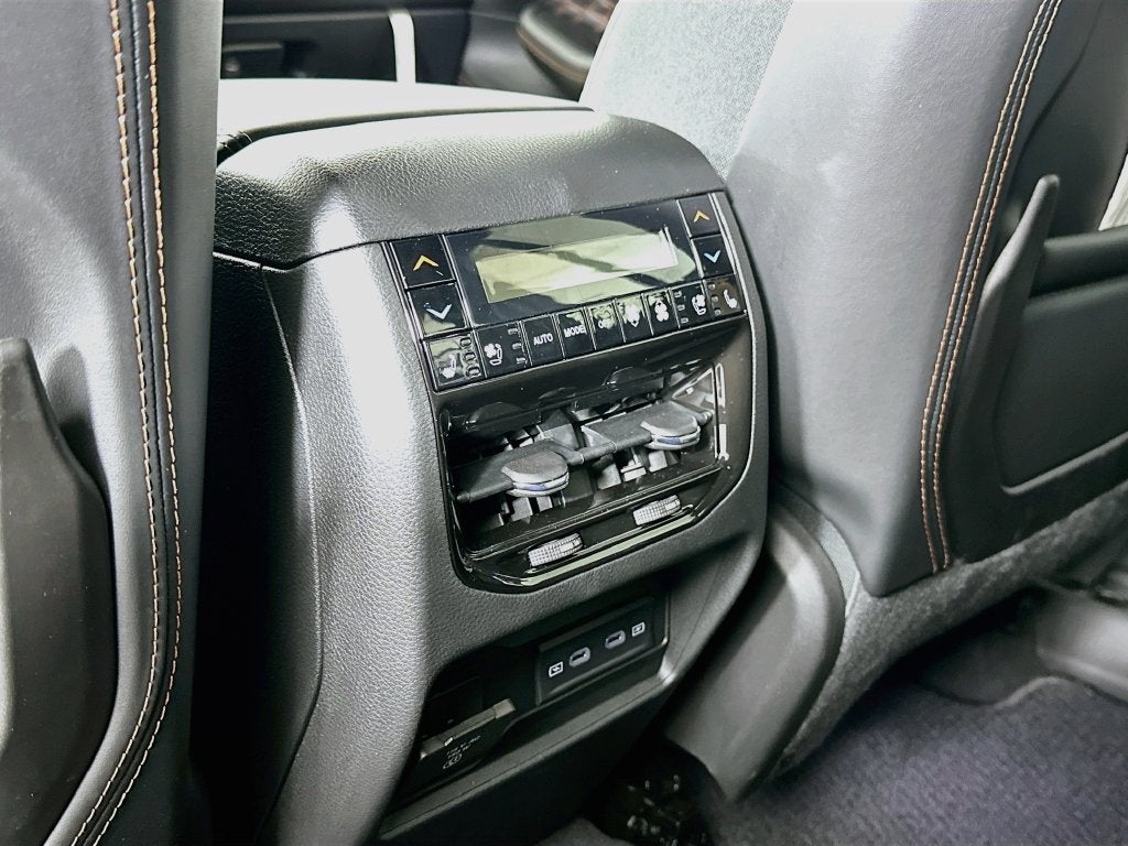 2026 Jeep Grand Cherokee Summit 4x4
