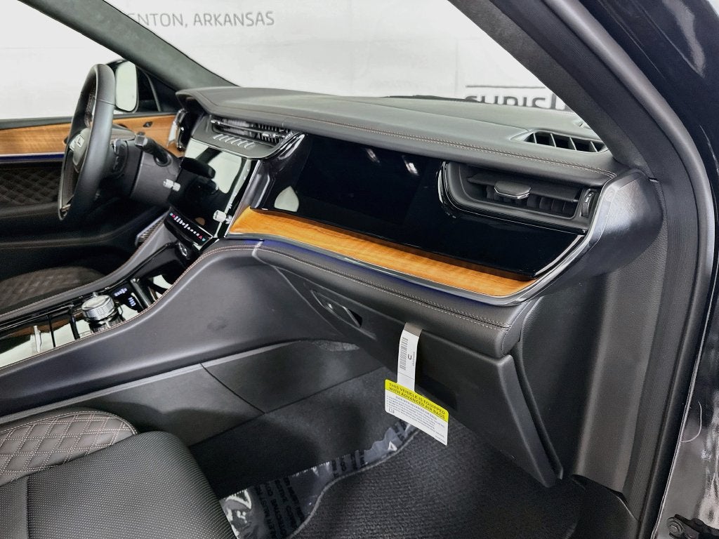 2026 Jeep Grand Cherokee Summit 4x4