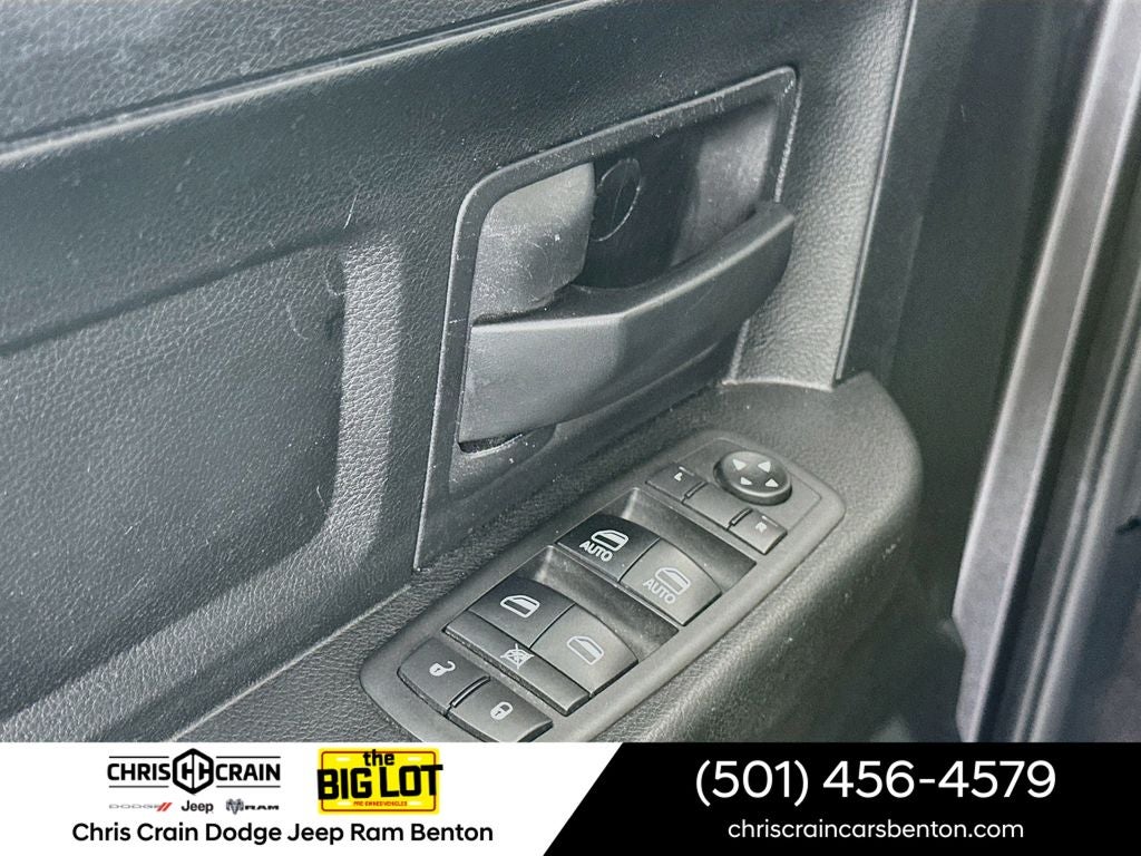 2018 RAM 1500 Express Quad Cab 4x4 6'4' Box