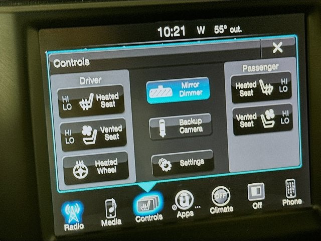 2017 RAM 1500 Laramie Crew Cab 4x4 5'7' Box