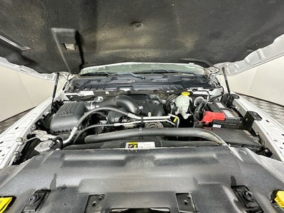 2017 RAM 1500 Laramie Crew Cab 4x4 5'7' Box