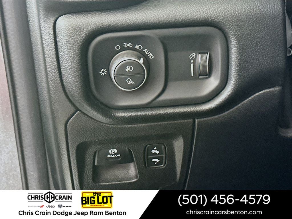 2022 RAM 1500 Big Horn Quad Cab 4x2 6'4' Box