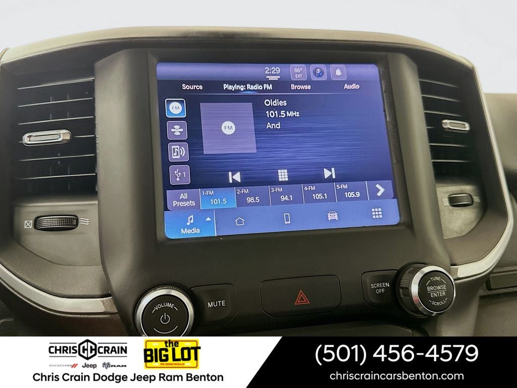 2022 RAM 1500 Big Horn Quad Cab 4x2 6'4' Box