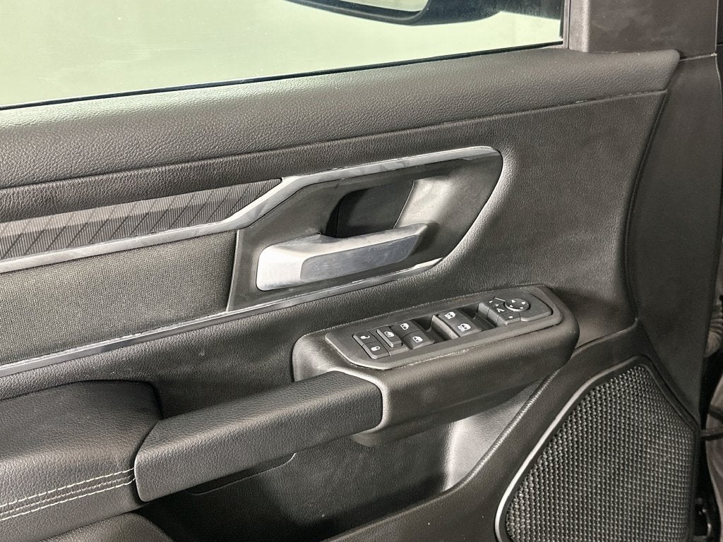2025 RAM 1500 Lone Star Crew Cab 4x4 5'7' Box