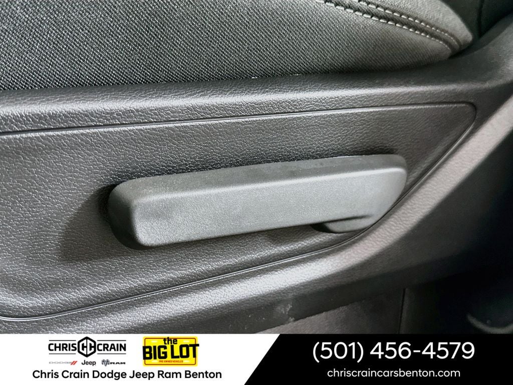 2026 RAM 1500 Tradesman Crew Cab 4x4 5'7' Box