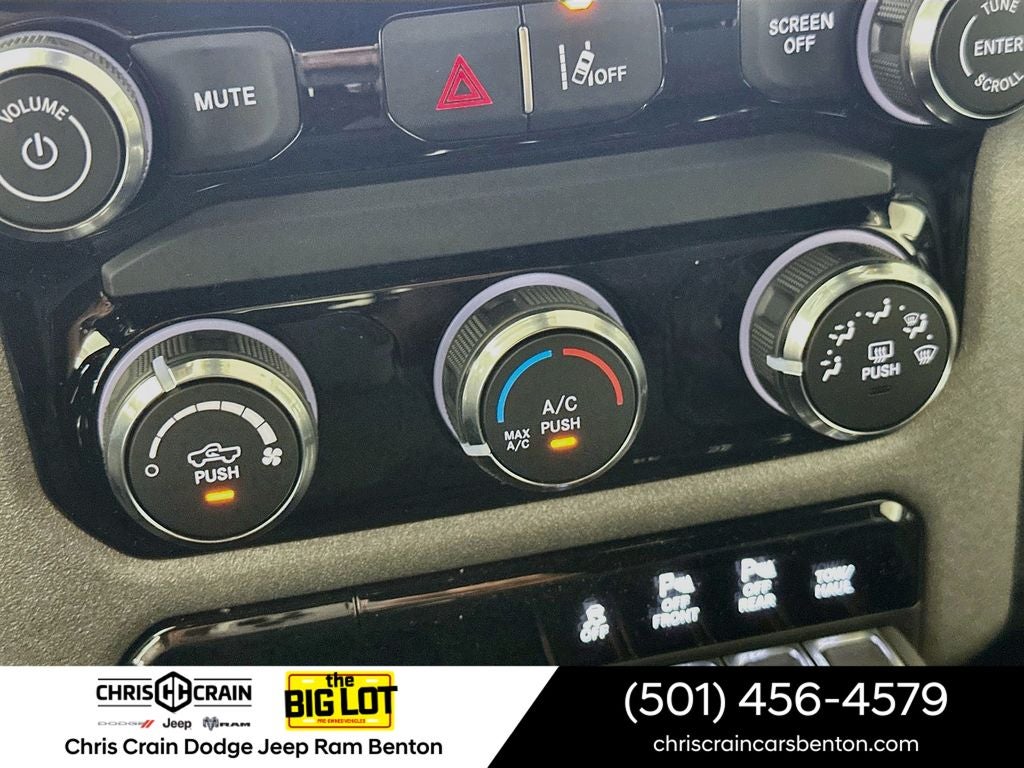 2026 RAM 1500 Tradesman Crew Cab 4x4 5'7' Box