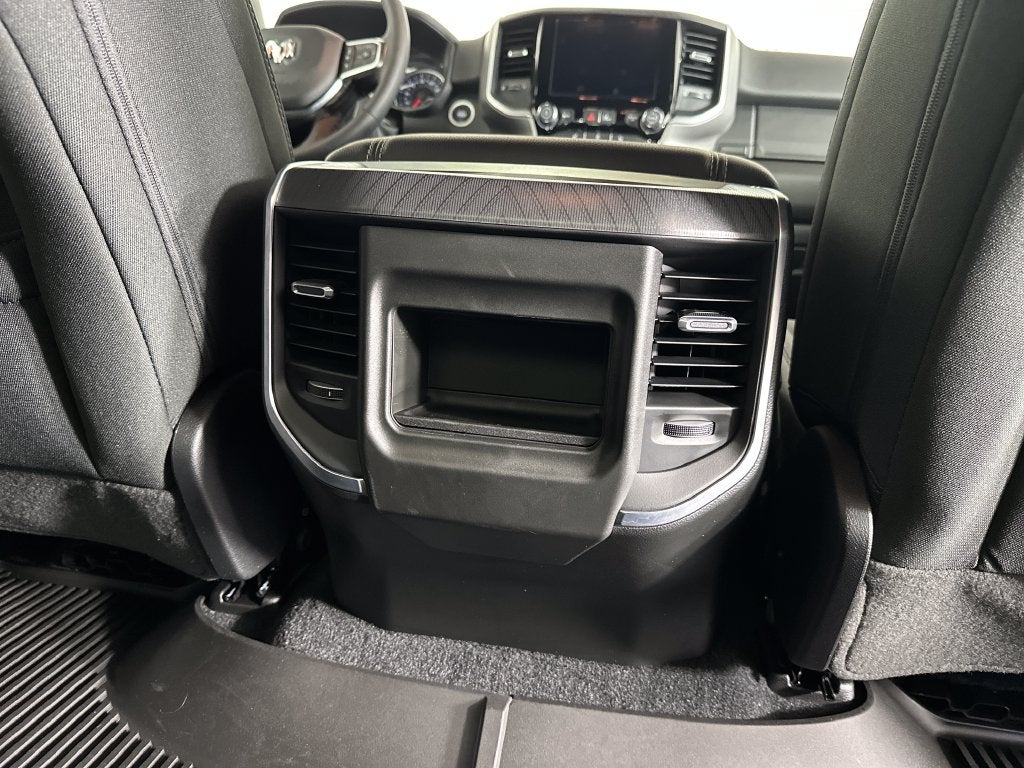 2026 RAM 1500 Big Horn Crew Cab 4x4 5'7' Box