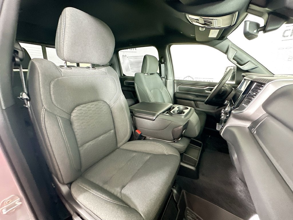 2026 RAM 1500 Big Horn Crew Cab 4x4 5'7' Box