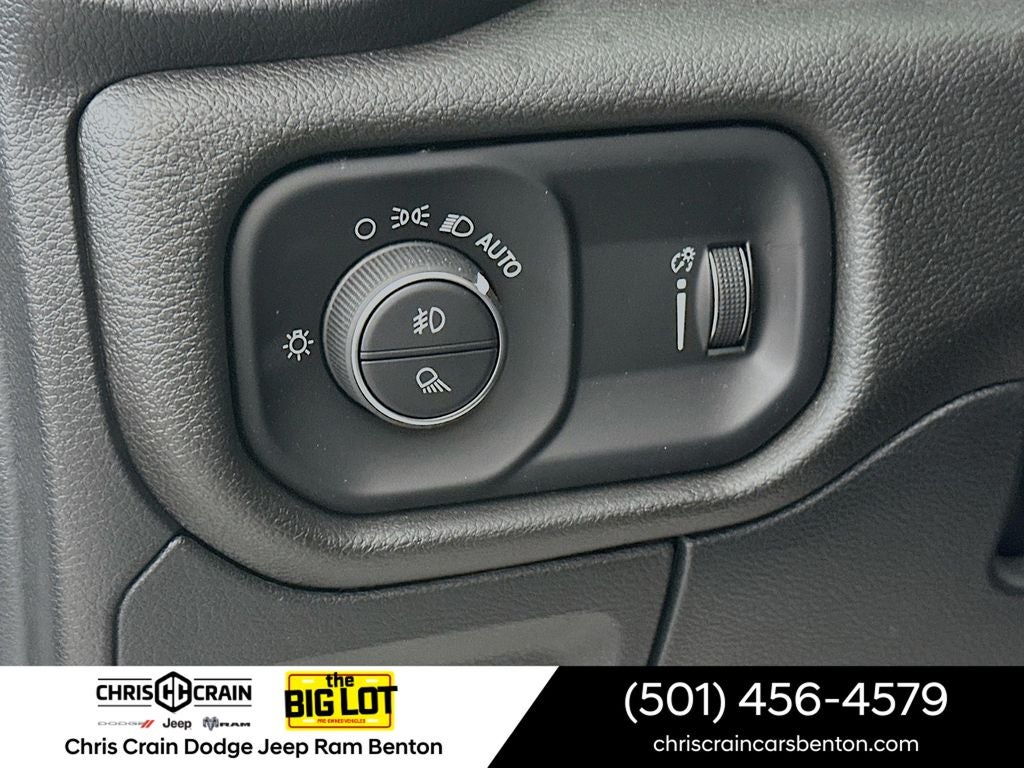 2025 RAM 1500 Warlock Crew Cab 4x4 5'7' Box