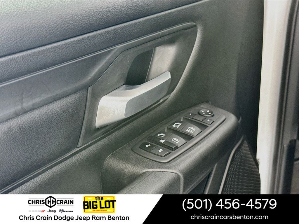 2024 RAM 1500 Tradesman Crew Cab 4x4 5'7' Box