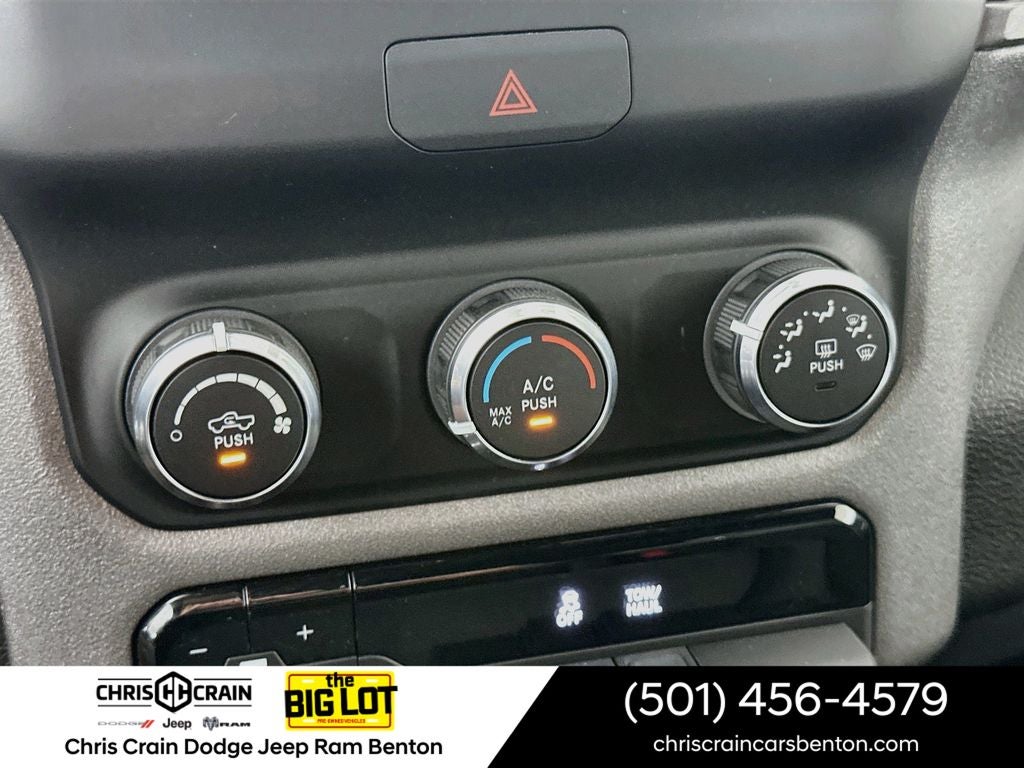 2024 RAM 1500 Tradesman Crew Cab 4x4 5'7' Box