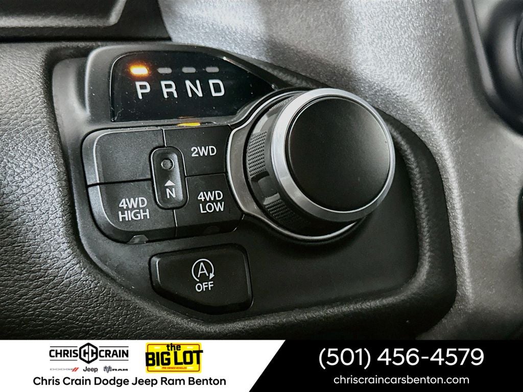 2024 RAM 1500 Tradesman Crew Cab 4x4 5'7' Box
