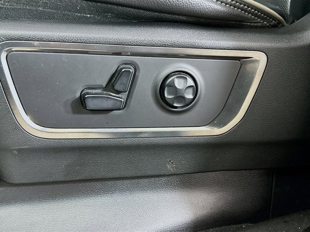 2019 RAM 1500 Limited Crew Cab 4x4 5'7' Box