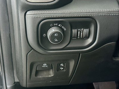 2019 RAM 1500 Limited Crew Cab 4x4 5'7' Box