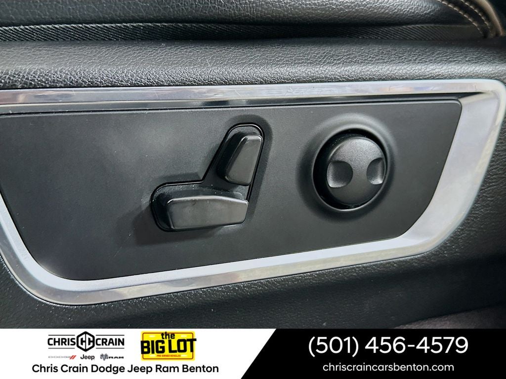2024 RAM 1500 Laramie Crew Cab 4x4 5'7' Box