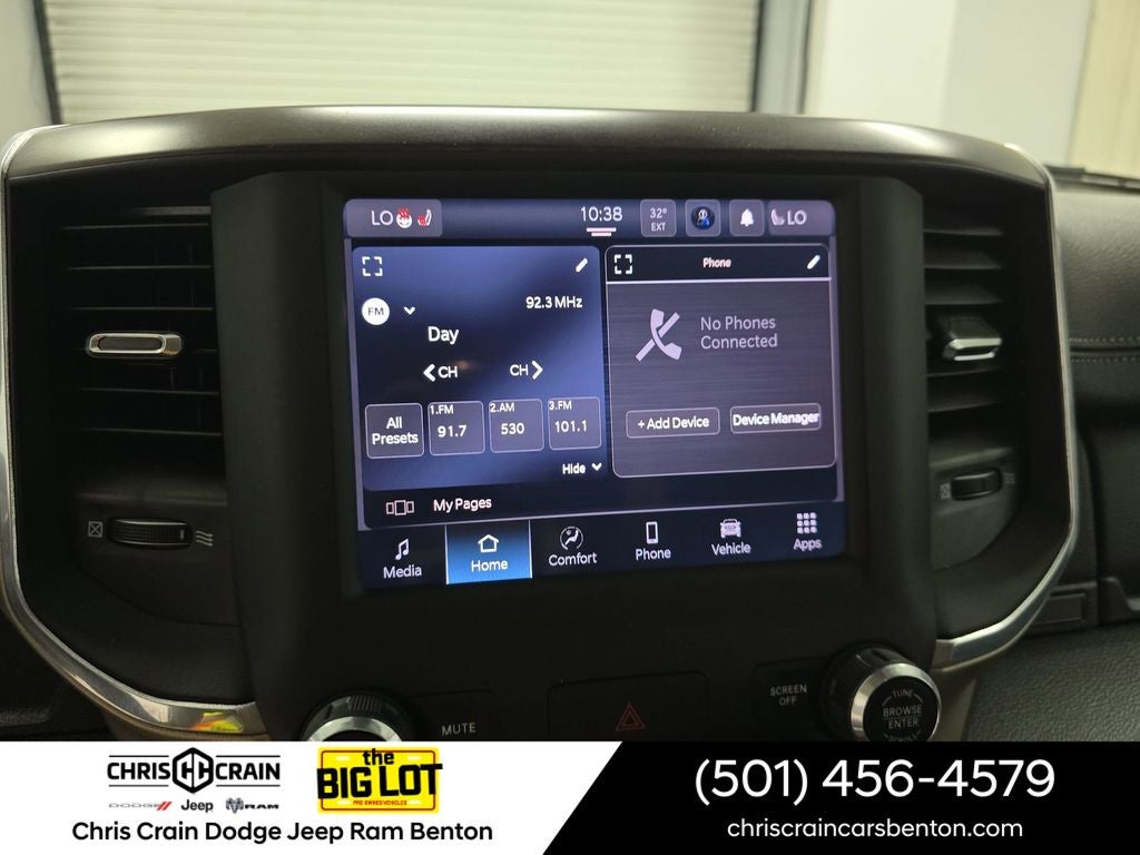 2022 RAM 1500 Laramie Crew Cab 4x4 5'7' Box