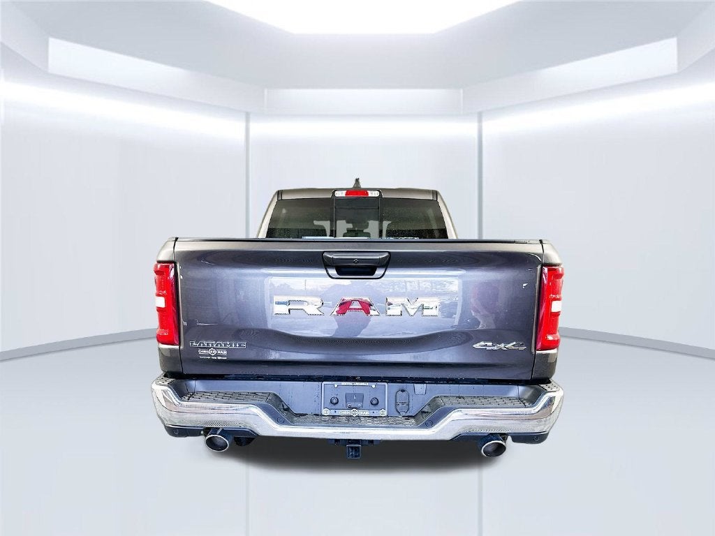 2026 RAM 1500 Laramie Crew Cab 4x4 5'7' Box