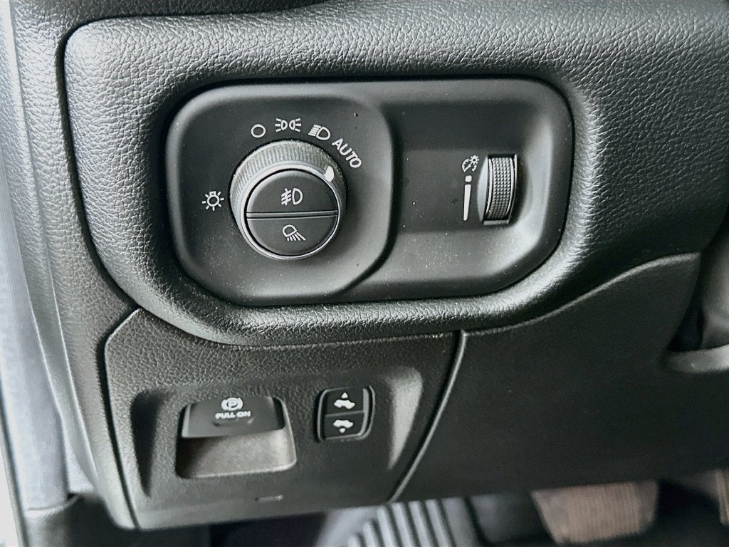 2022 RAM 1500 Rebel Crew Cab 4x4 5'7' Box