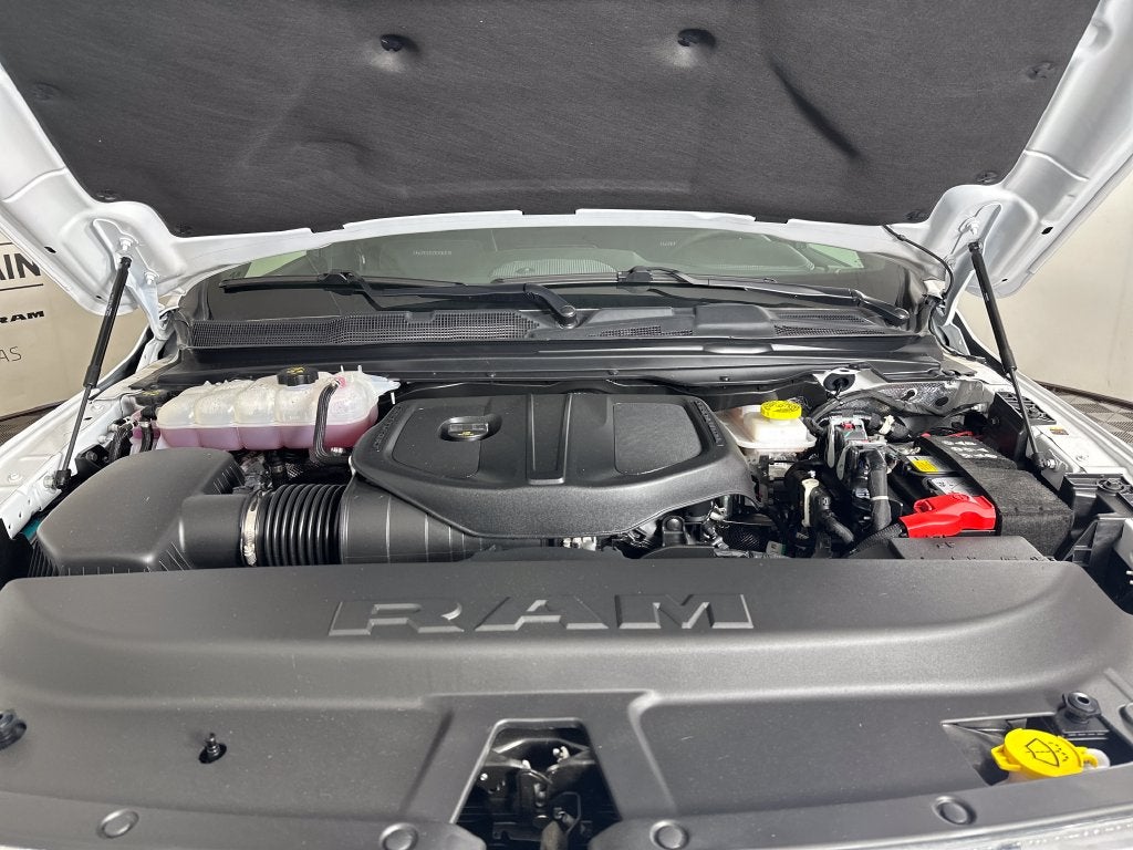 2026 RAM 1500 Laramie Crew Cab 4x4 6'4' Box