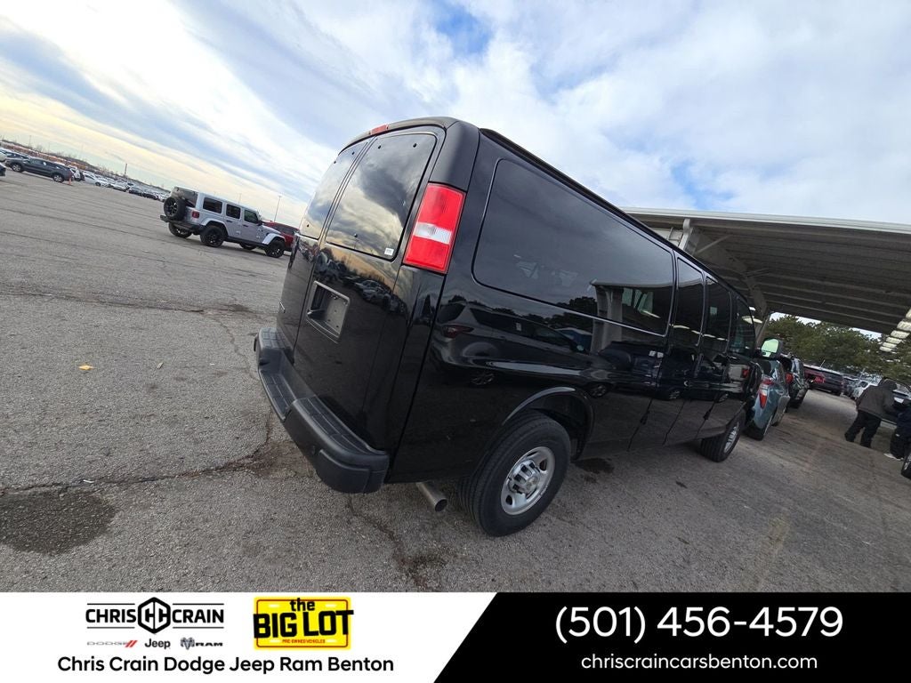2025 Chevrolet Express 3500 LS Passenger
