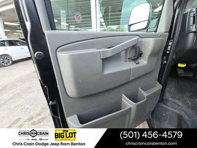 2025 Chevrolet Express 3500 LS Passenger