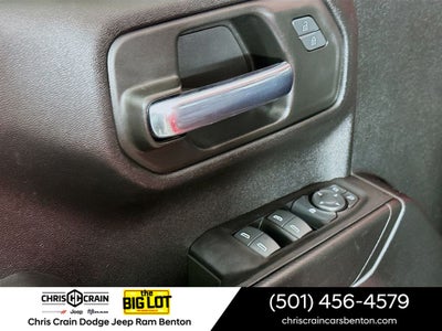 2023 Chevrolet Silverado 1500 4WD Crew Cab Short Bed Custom