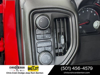 2023 Chevrolet Silverado 1500 4WD Crew Cab Short Bed Custom