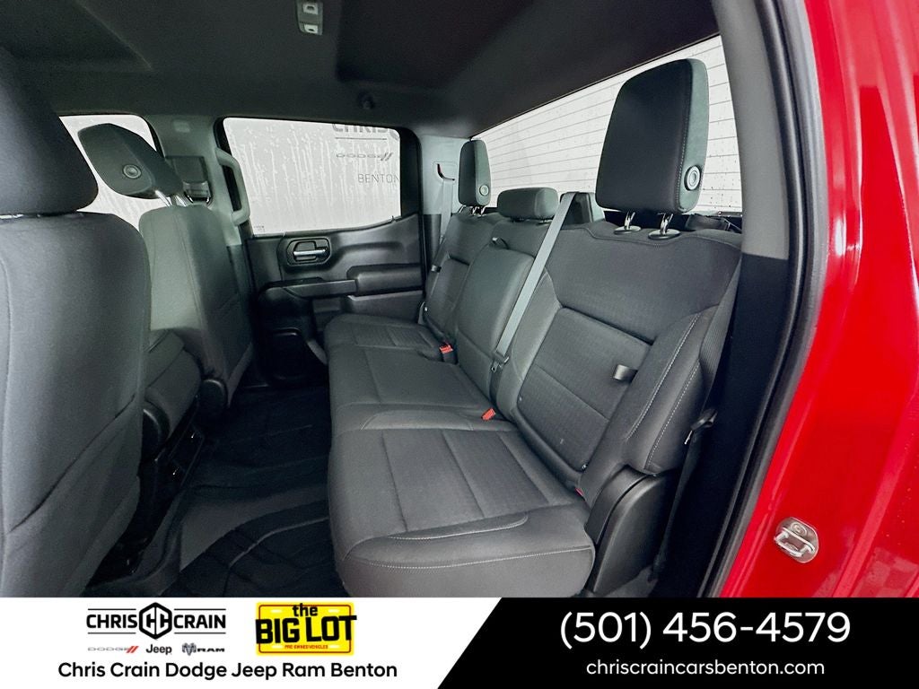 2023 Chevrolet Silverado 1500 4WD Crew Cab Short Bed Custom