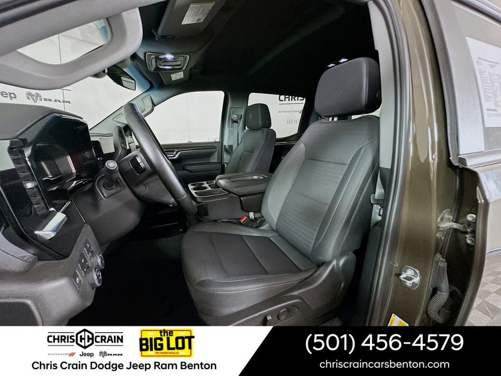 2023 Chevrolet Silverado 1500 4WD Crew Cab Short Bed LT with 2FL