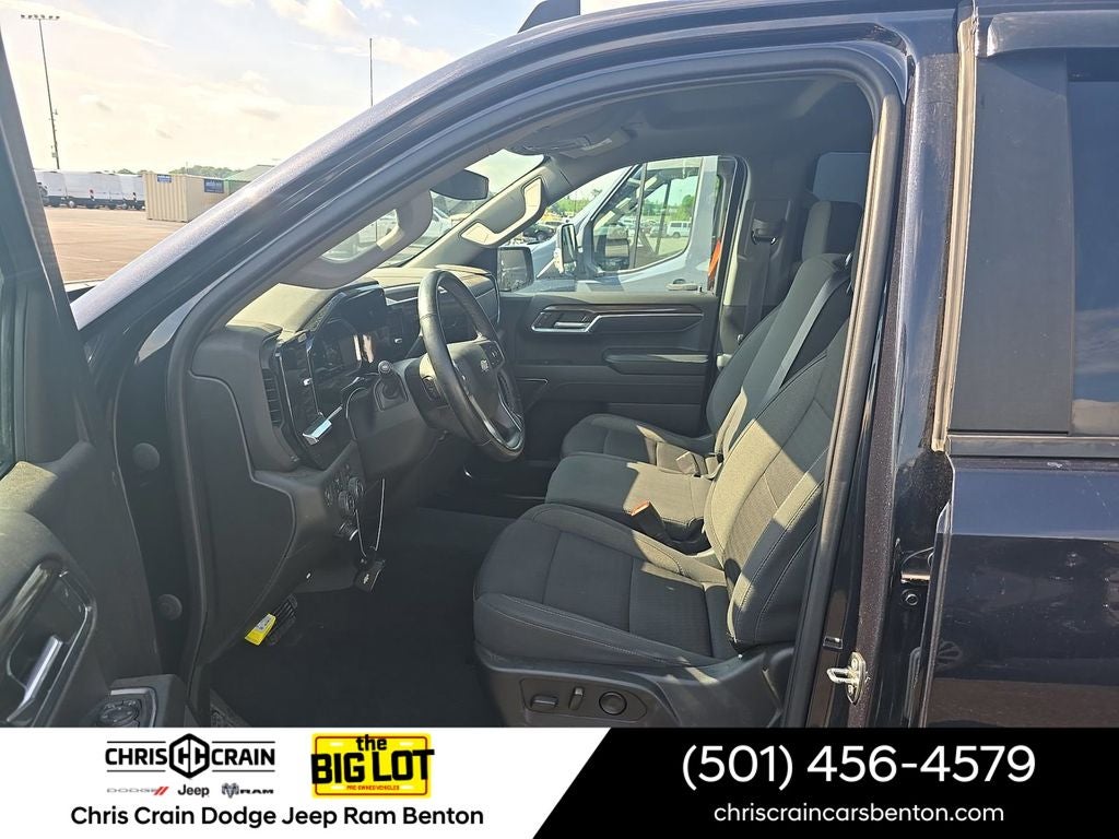 2023 Chevrolet Silverado 1500 4WD Crew Cab Short Bed LT with 2FL