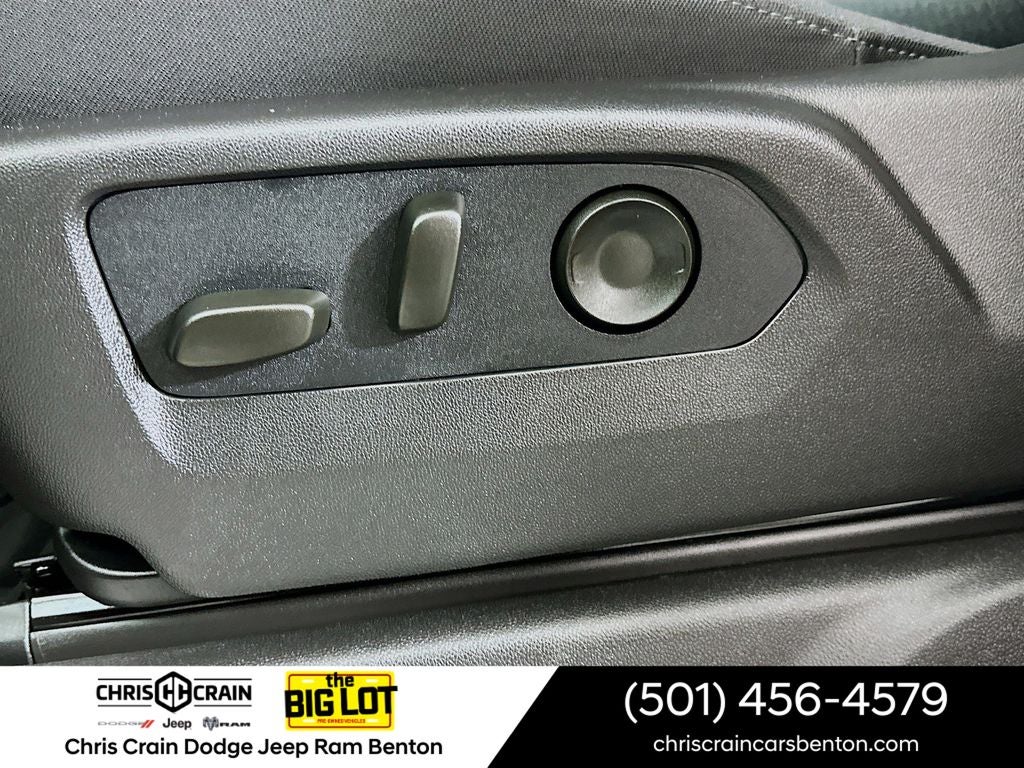 2026 Chevrolet Silverado 1500 4WD Double Cab Standard Bed LT