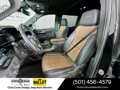 2023 Chevrolet Silverado 1500 4WD Crew Cab Short Bed High Country