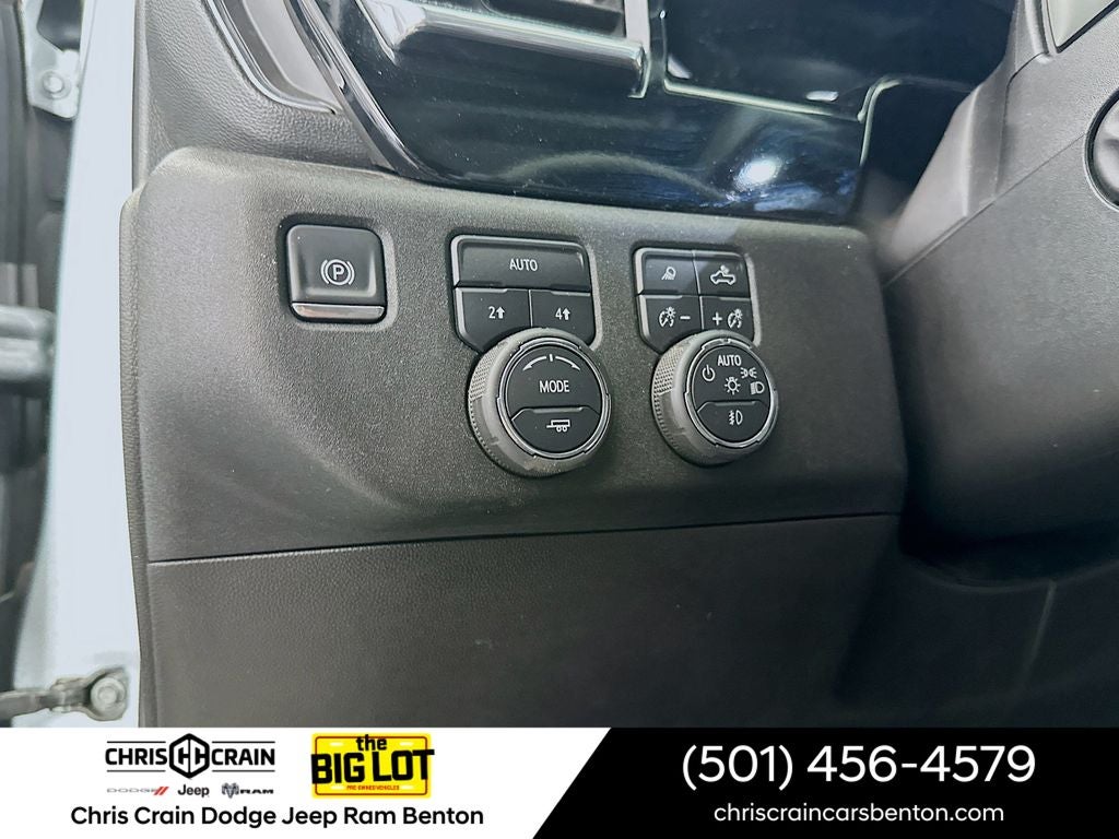 2025 Chevrolet Silverado 1500 4WD Crew Cab Short Bed LTZ
