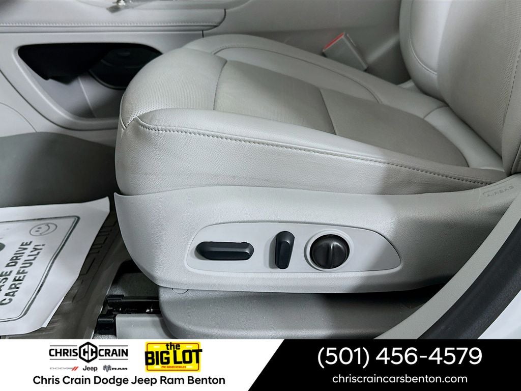 2023 GMC Acadia FWD SLT