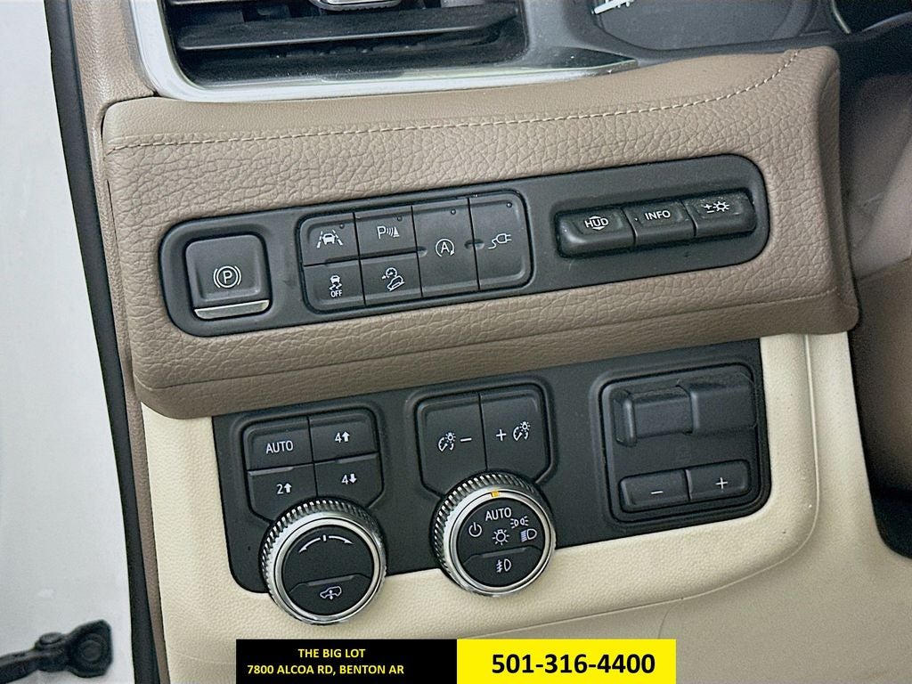 2021 GMC Yukon 4WD Denali